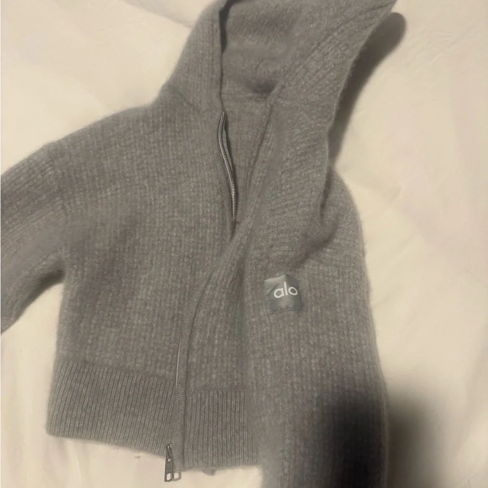 3piece ALO Yoga Gray Knit Zip Hoodie & Flare Pants Set